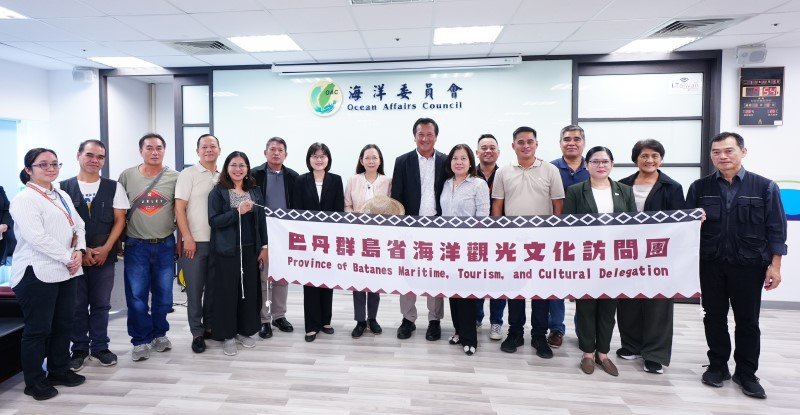 菲律賓巴丹群島代表團拜會海委會 以人文繪出新航路 開啟臺菲友好新里程