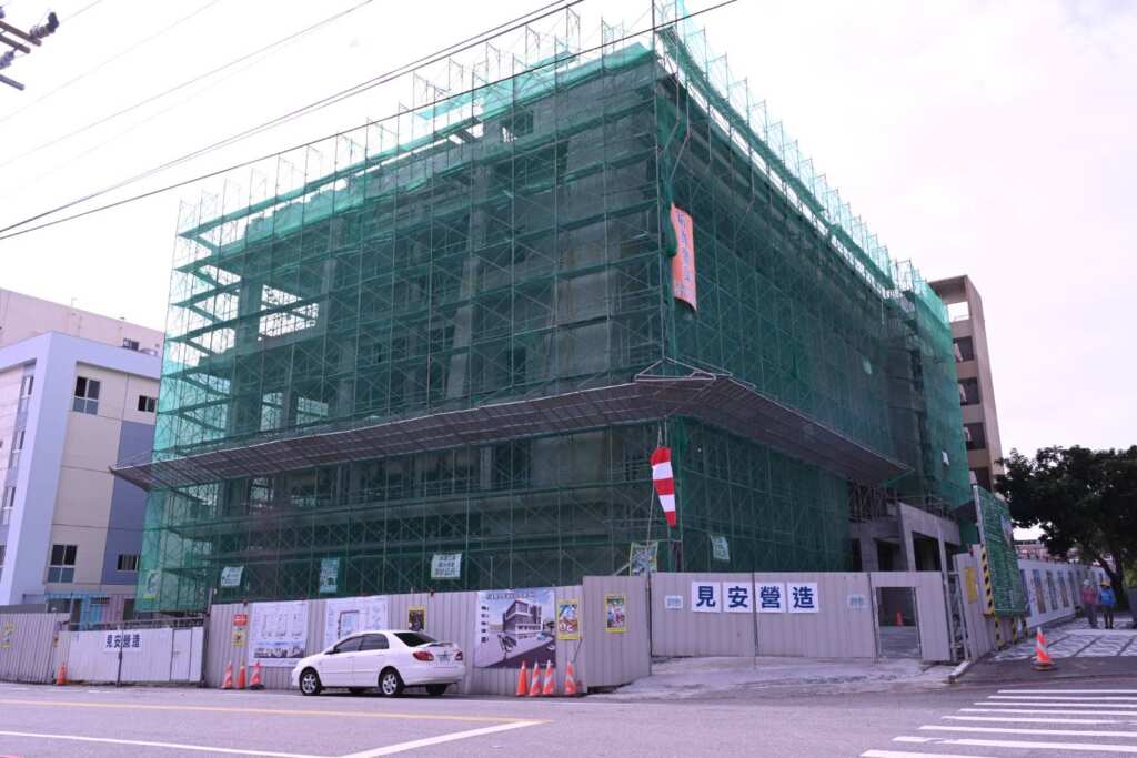 ▲花蓮縣全民運動館興建工程,計115年5月完工啟用。