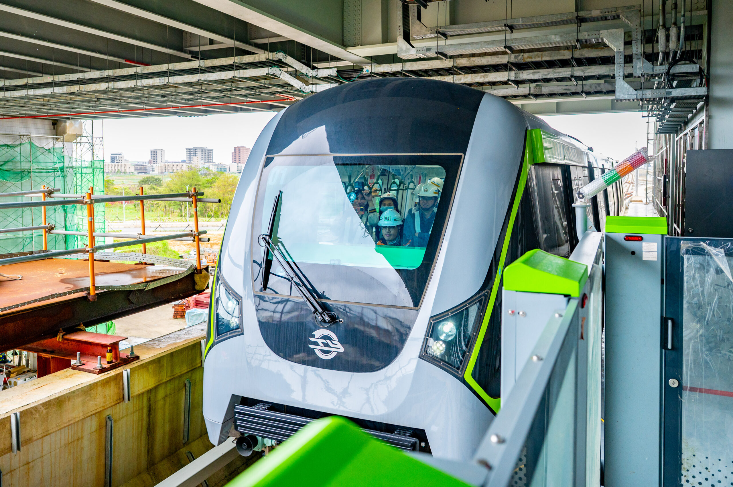 桃園捷運綠線高架5站列車動態測試上路 張善政對明年底第一階段通車有信心 Z62 7799 0 0 1 scaled