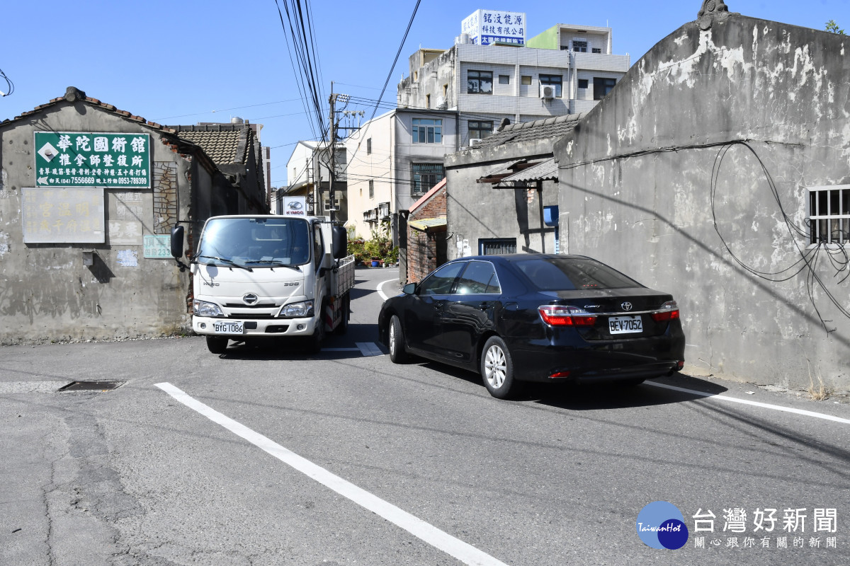 立院交通委員會考察彰化交通建設，王惠美籲中央補助1億2千餘萬改善交通安全。圖／記者鄧富珍翻攝