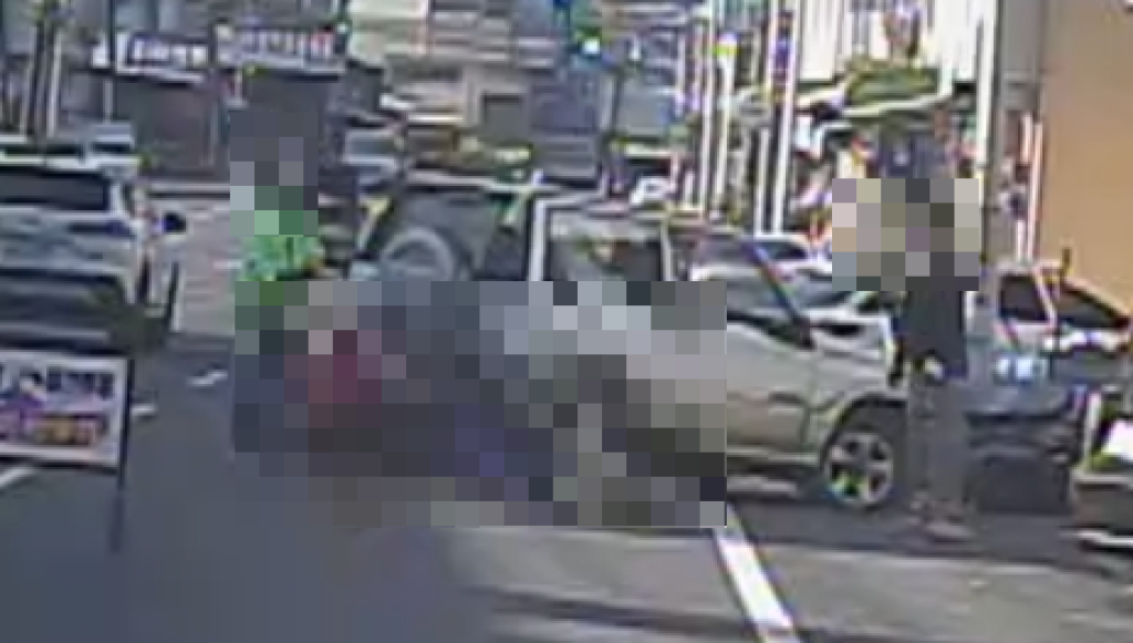 嘉義73歲婦疑變換車道-慘遭後方車輛撞上捲車底不治