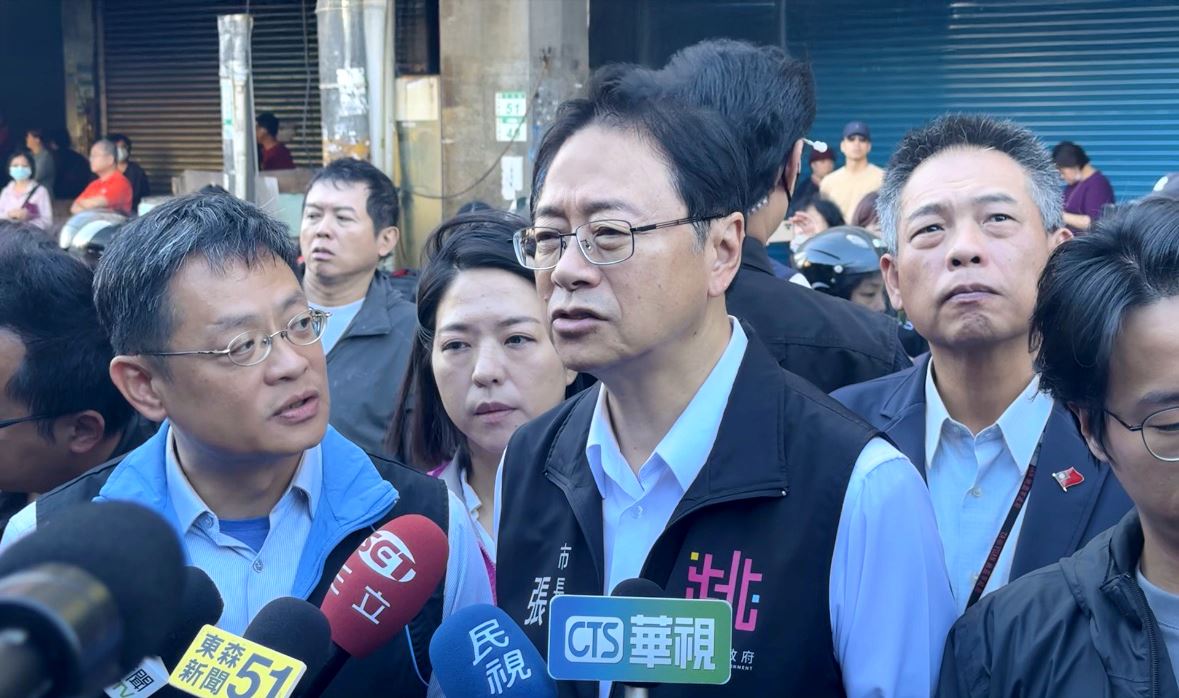 桃園南門市場大火燒毀逾半 張善政啟動4大措施助攤商復業 39391f83 e146 493a abba 53308e4e9f40