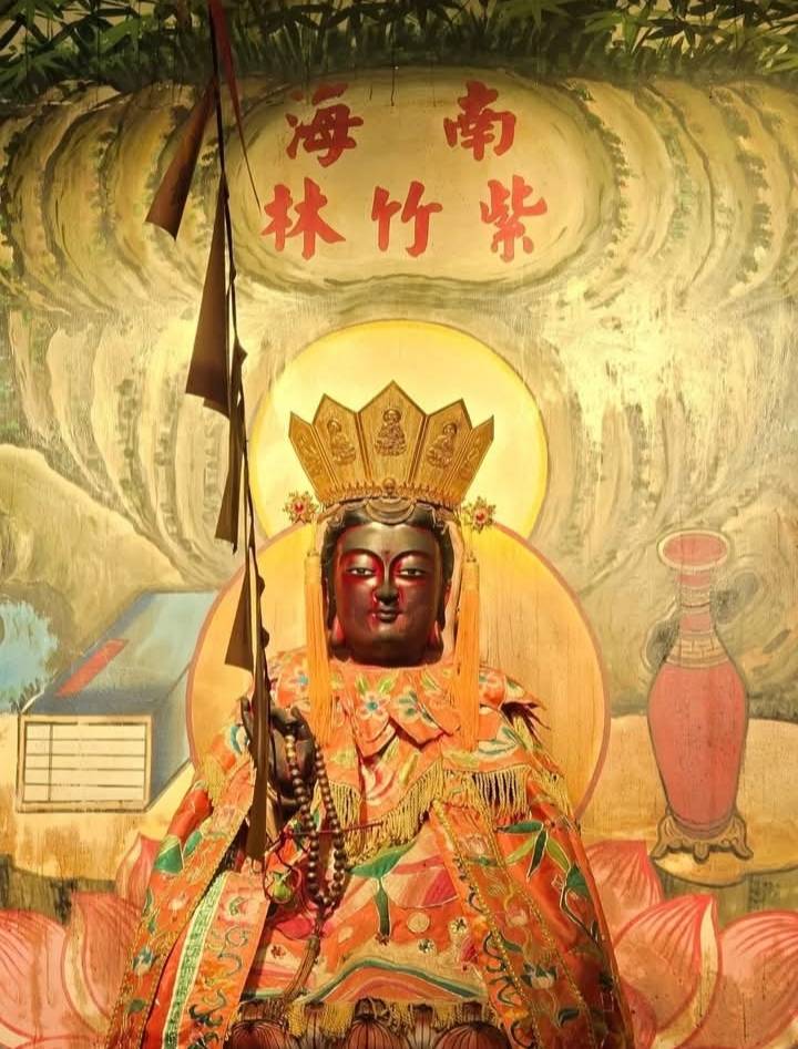 ▲紅面觀音佛祖懿誕開香典禮，五天法會助信眾轉運增財。