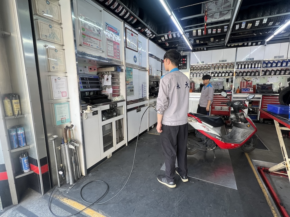 機車定檢通知全面E化 新北市明年起改傳簡訊 213 cnews124251106a04