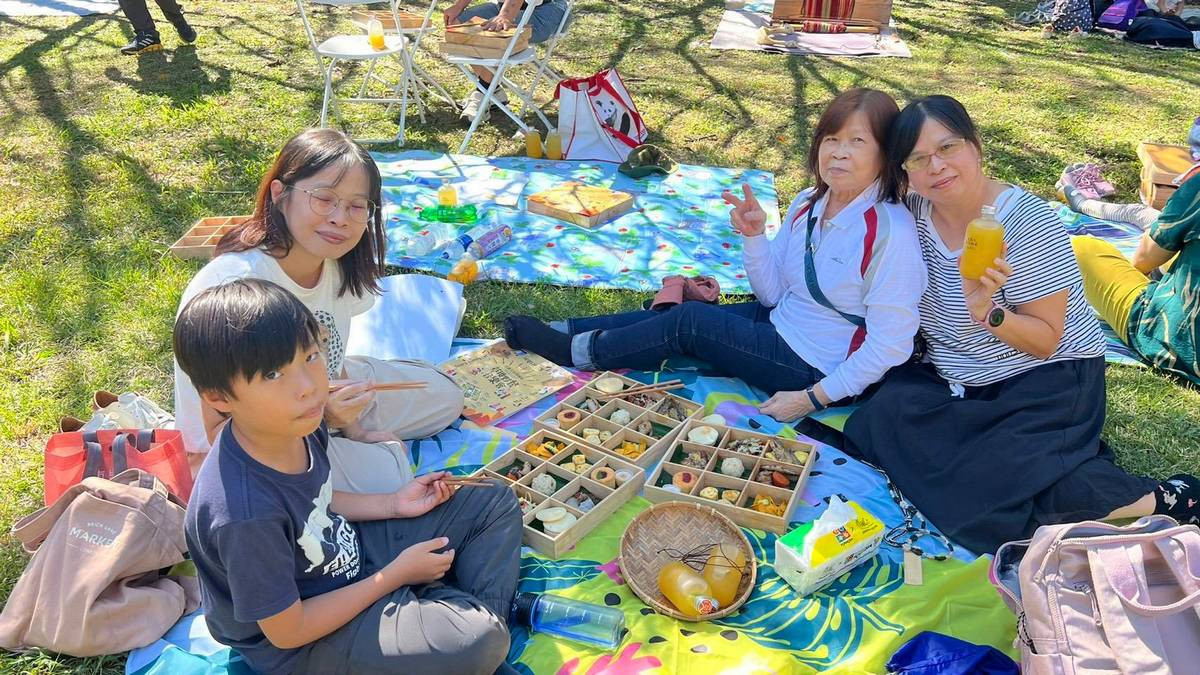 「部落楓采餐套組」,以小米、馬告、樹豆、苦花魚等部落食材入菜,呈現山林風土原味。(南投分署提供)
