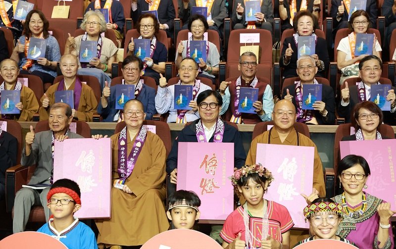 出席佛光山書展暨蔬博會開幕 陳其邁感謝佛光山致力推動環境永續