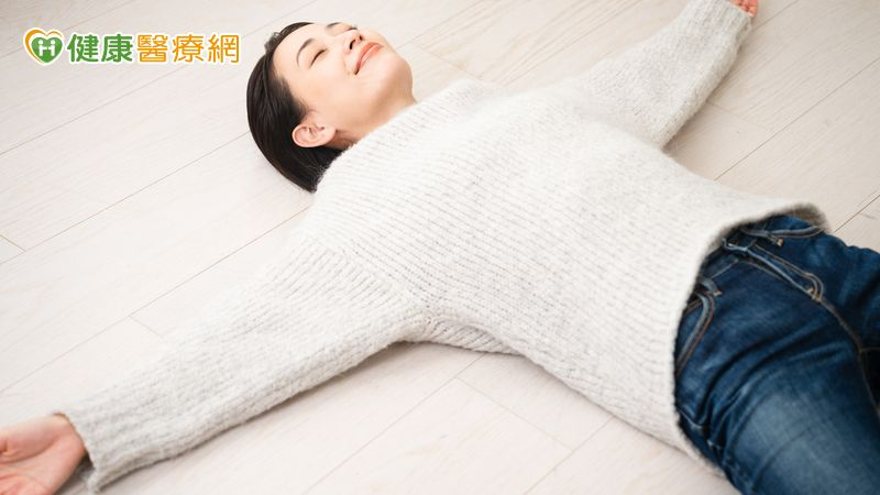 陷在焦慮裡？先不要努力想變好　「什麼都不做」也是一種方式