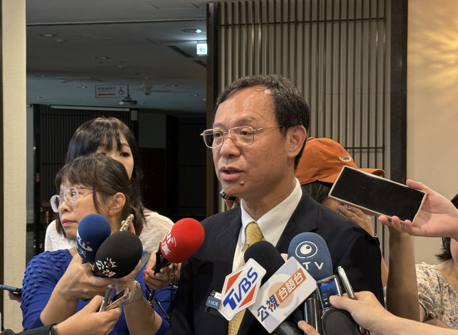 毒雞蛋擴大下架! 石崇良今下令:問題農場「不論批次全禁賣」 220 毒雞蛋擴大下架! 石崇良今下令:問題農場「不論批次全禁賣」 219