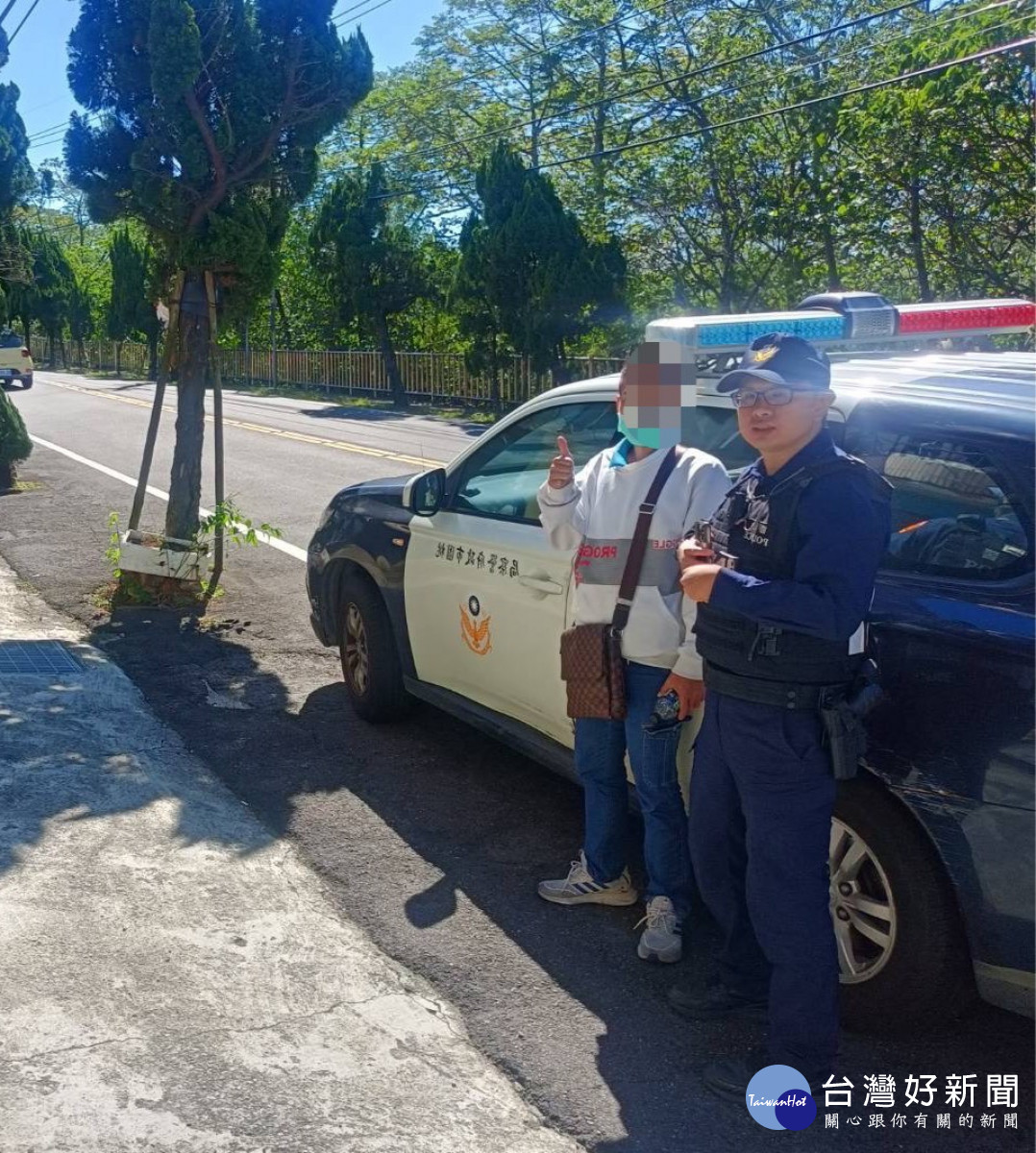 身障男子不慎迷途，員警主動關懷助返家。