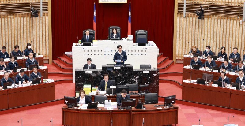 陳其邁報告總預算：以財政穩健為基礎 持續推動各項市政建設 加強高雄軟硬體發展