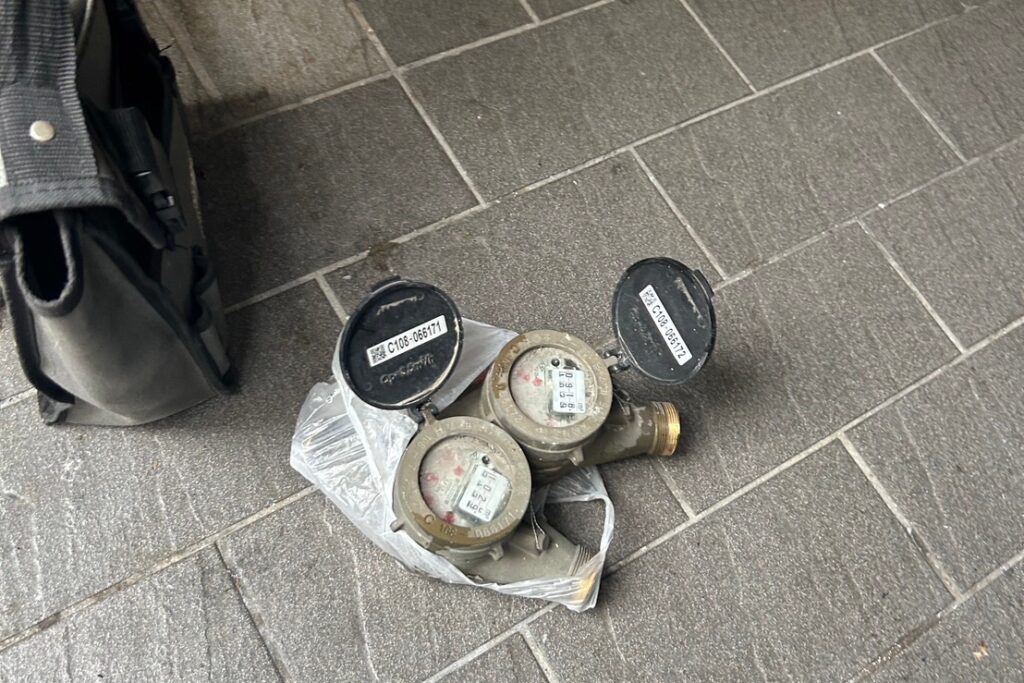 棋牌社暗營賭博踢鐵板 萬華警聯手市府執行斷水斷電 47 MEITU 20251111 100328552