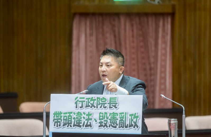 吳宗憲澄清「惡法亦法」:難道民進黨認為軍警消加薪是惡法?