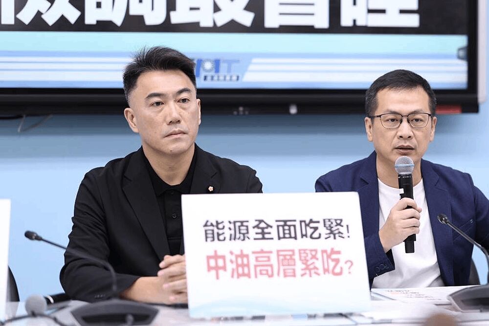 中油三接遭踢爆預算浮報逾百億 羅智強質疑檢調「還在睡」 260 照片來源:羅智強臉書
