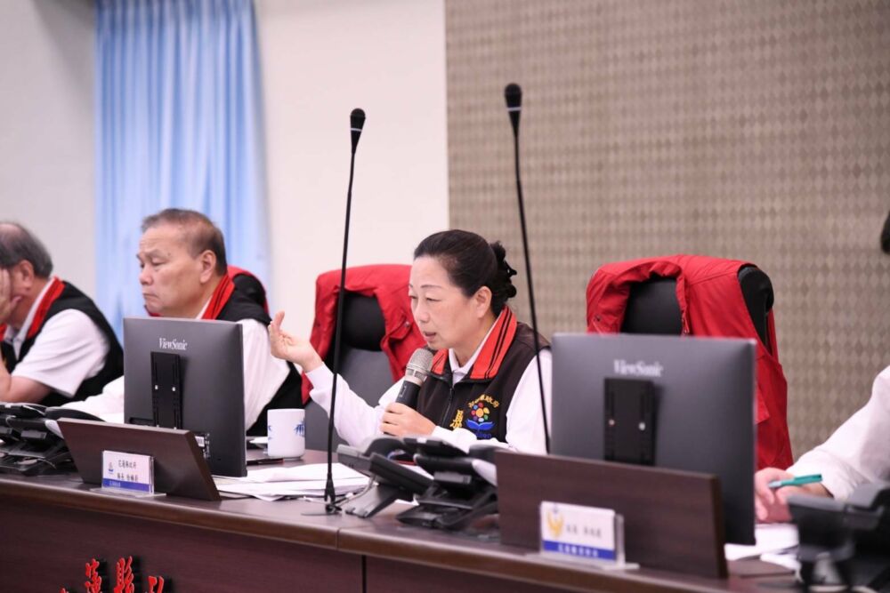 花蓮召開鳳凰颱風整備會議 徐榛蔚向賴清德提建言盼災後速疏濬 254 花蓮召開鳳凰颱風整備會議 徐榛蔚向賴清德提建言盼災後速疏濬 253