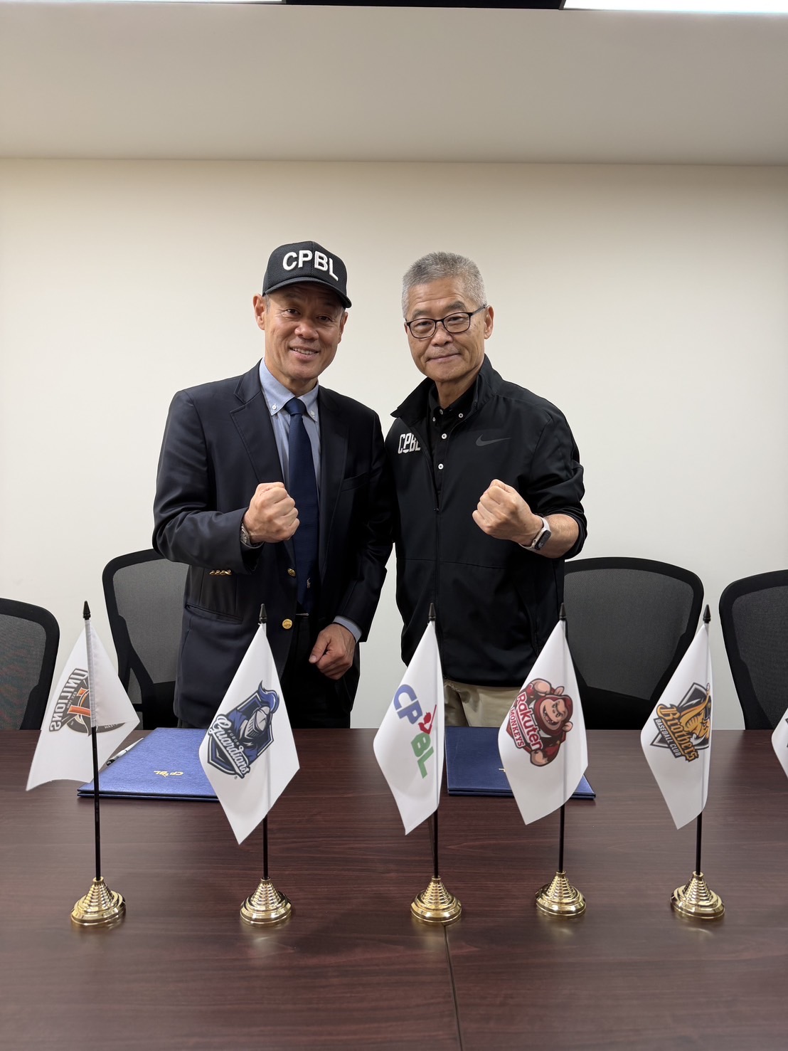 中職簽下日籍裁判木內九二生 明年球季正式加入一軍執法 S 54886412 0