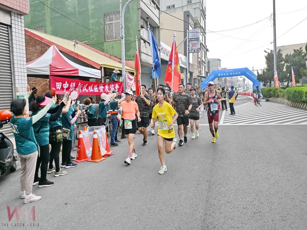 上萬跑者齊聚米倉小鎮 田中馬拉松以熱情加油團打響城市名氣 - https://www.watchmedia01.com