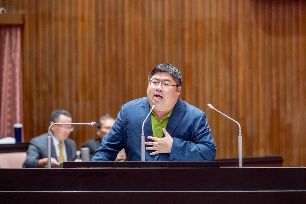 蔡易餘修正國民年金法 國保老年年金補到每月8千、喪葬給付最高21萬 212 蔡易餘修正國民年金法 國保老年年金補到每月8千、喪葬給付最高21萬 211