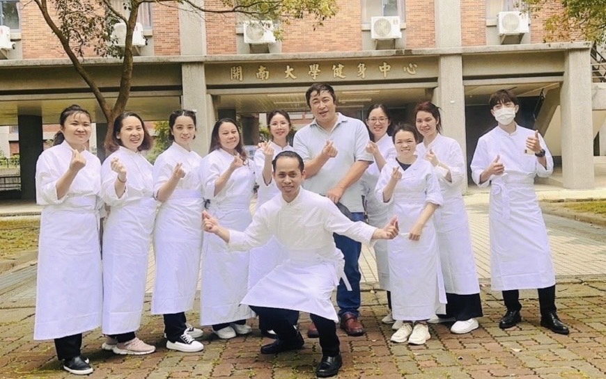 克服語言障礙!開南大學越籍生考取烘焙證照 展現跨國教育成果 S 34005059