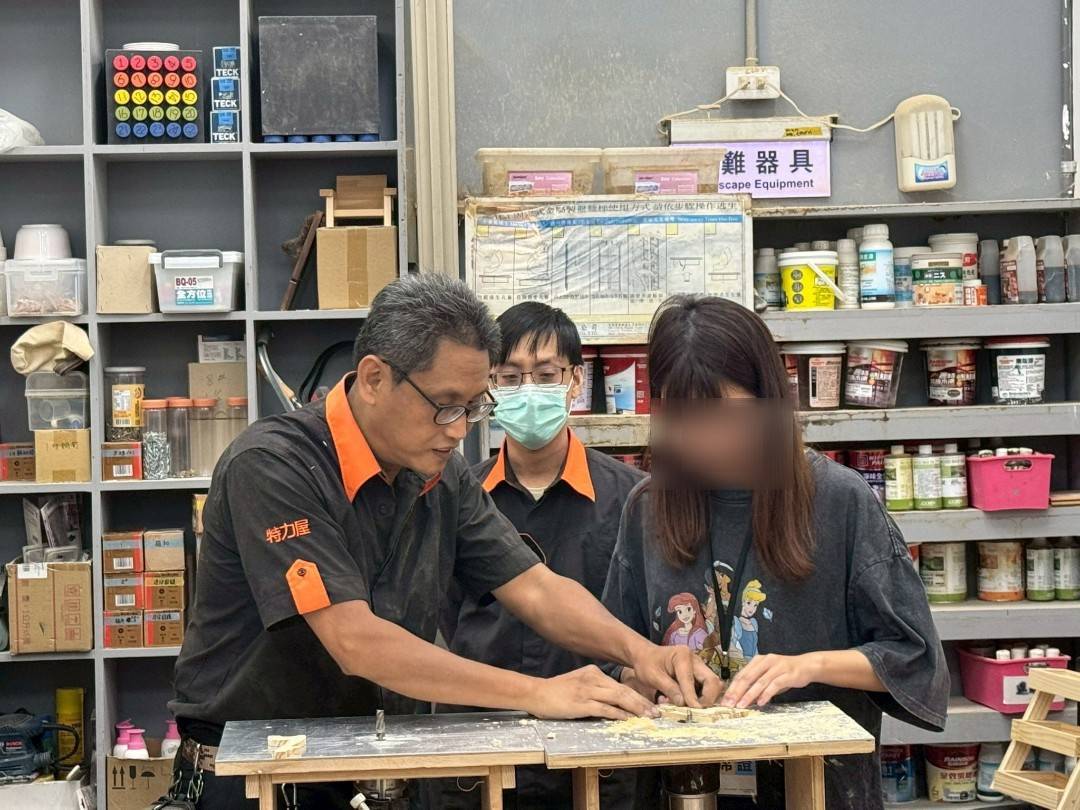 翻轉職涯! 中市勞工局帶青年動手體驗百業