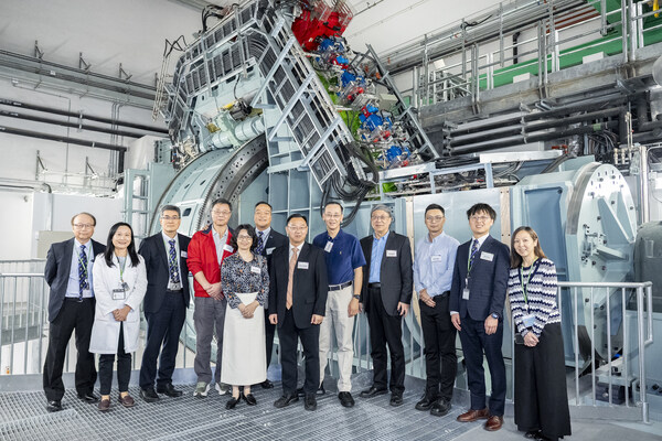 PTCOG-AO年會嘉賓於11月9日參觀養和質子治療中心。 PTCOG-AO年會嘉賓於11月9日參觀養和質子治療中心。