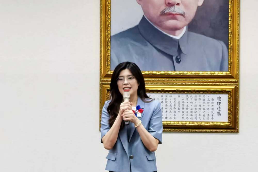 【何啟聖專欄】別讓辯解取代領導──陷入防衛迴圈的鄭麗文主席請帶領全黨前進吧! 252 【何啟聖專欄】別讓辯解取代領導──陷入防衛迴圈的鄭麗文主席請帶領全黨前進吧! 251