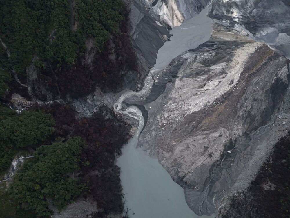 馬太鞍新堰塞湖預計今16時溢流　林保署通報下游3鄉鎮緊急撤離 251