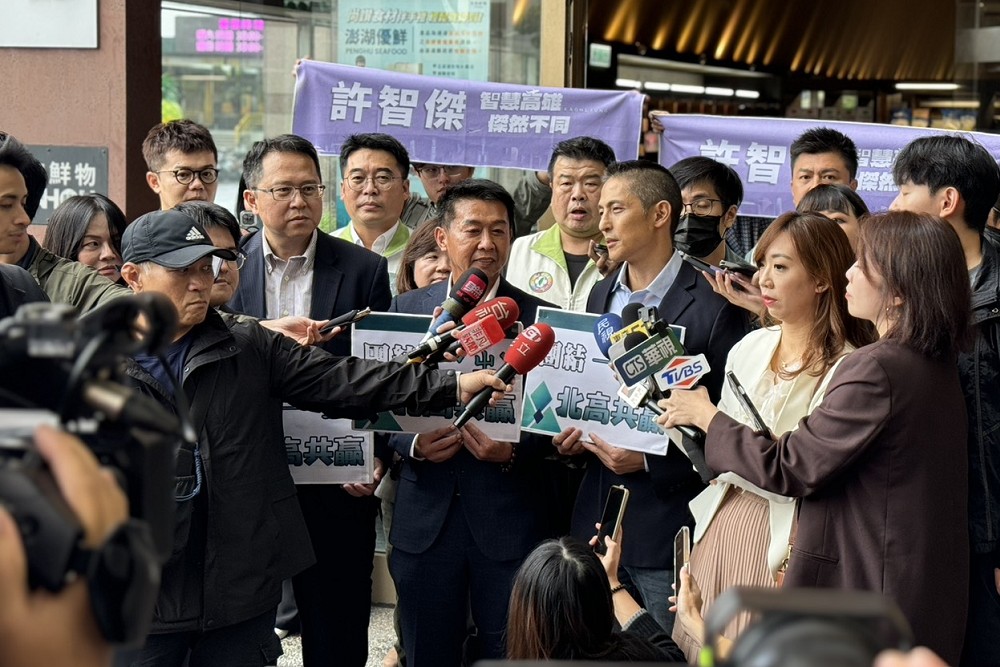 吳怡農現身支持 許智傑期待北高連線提政見 272 吳怡農現身支持 許智傑期待北高連線提政見 271