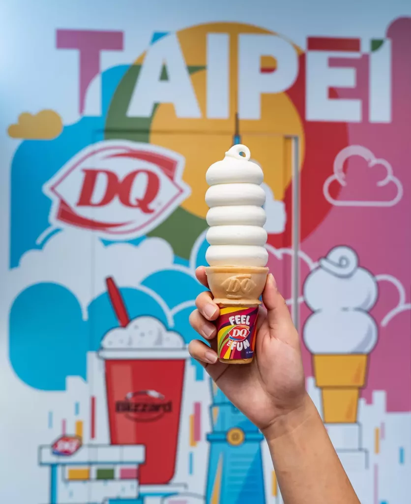 DQ 「疊疊樂甜筒」,超萌球狀外型,怎麼拍都上鏡