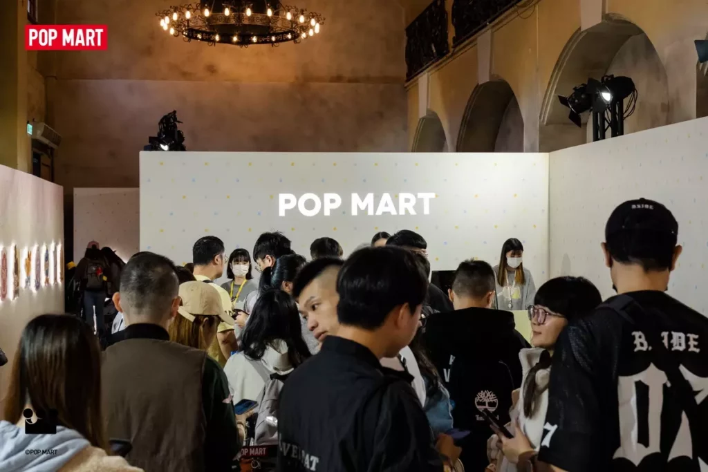 TTF台北國際玩具創作大展今日開展,許多娃友至POP MART館場朝聖。