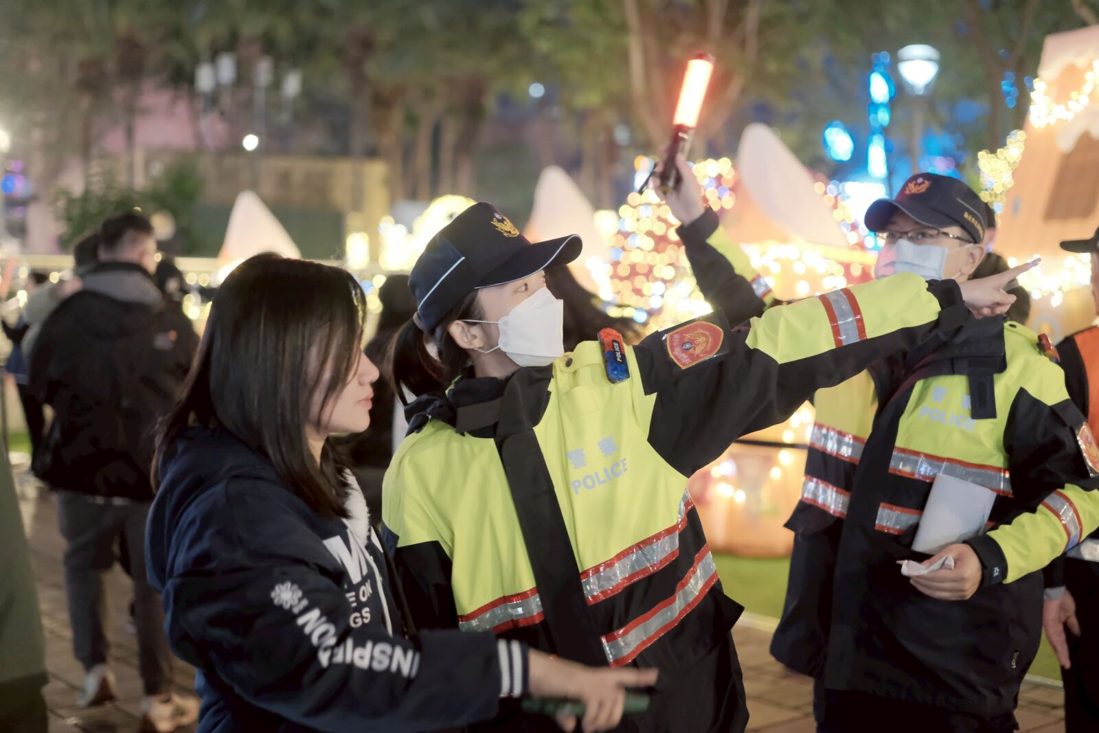 新北耶誕城晚間7點熱鬧開城　警方智能執法守護民眾安全 183