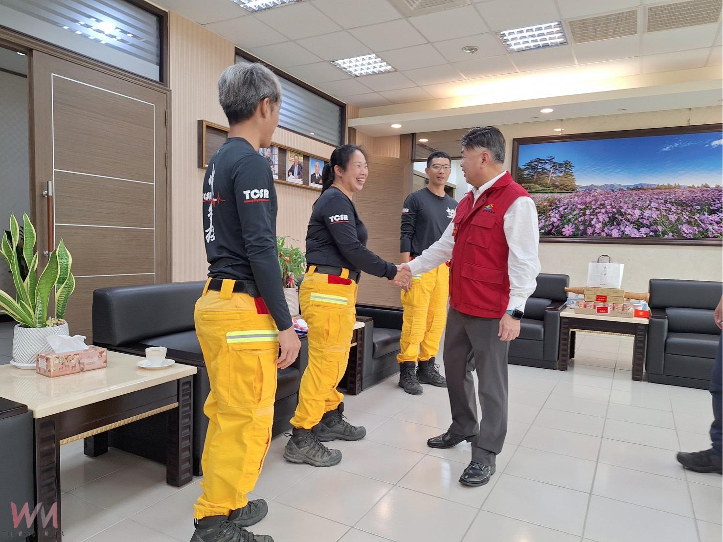 強化救援技術 台中消防搜救犬隊前往德國訓練交流 深化國際合作 - https://www.watchmedia01.com