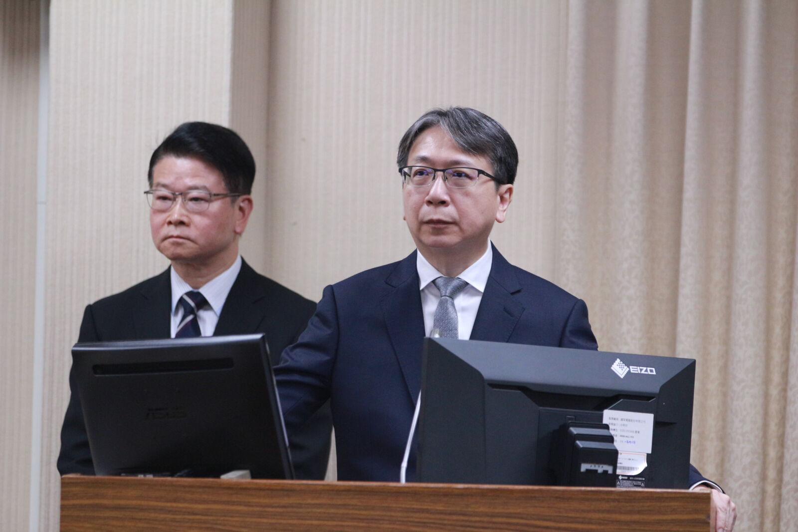 中國製「生成式AI語言模型」恐洩個資 國安局警示DeepSeek等5款藏風險 250 中國製「生成式AI語言模型」恐洩個資 國安局警示DeepSeek等5款藏風險 249