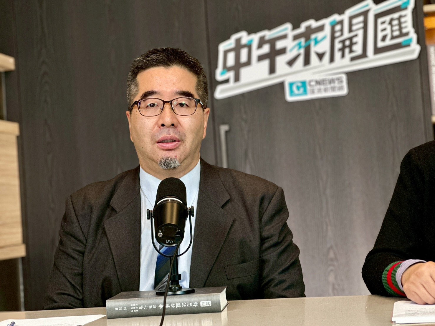 中午來開匯／蕭旭岑談鄭麗文、AIT會面　社群各自強調重點屬「外交常態」、勿過度解讀 183