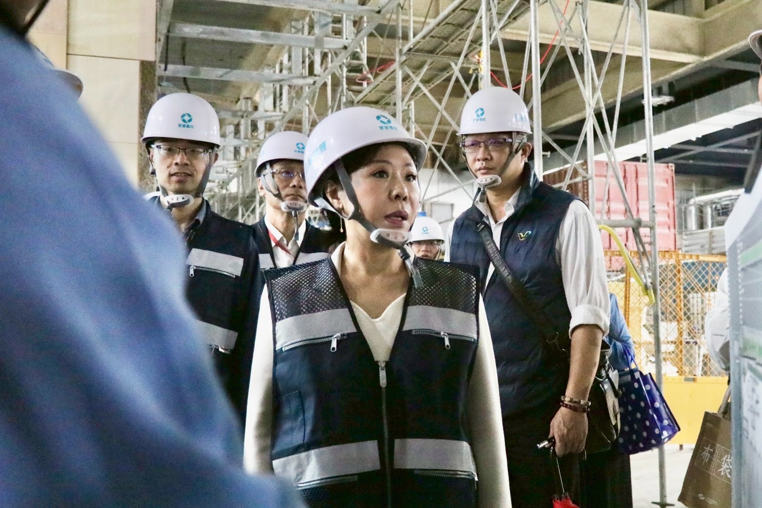 南港轉運站東站卡關突破　李彥秀促成台鐵打通立體連通道 189