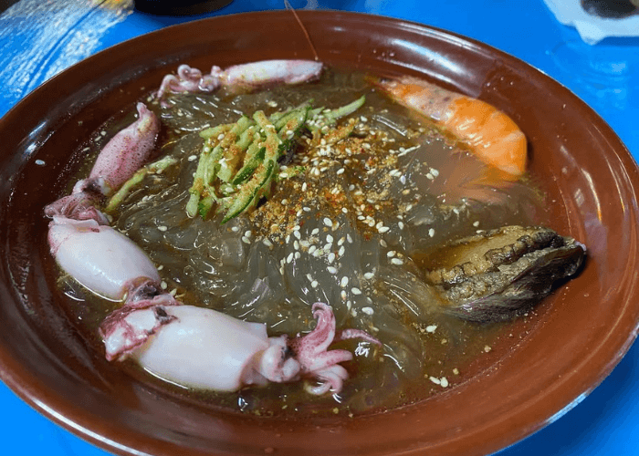 東北角必吃美食-石花凍海鮮冷麵