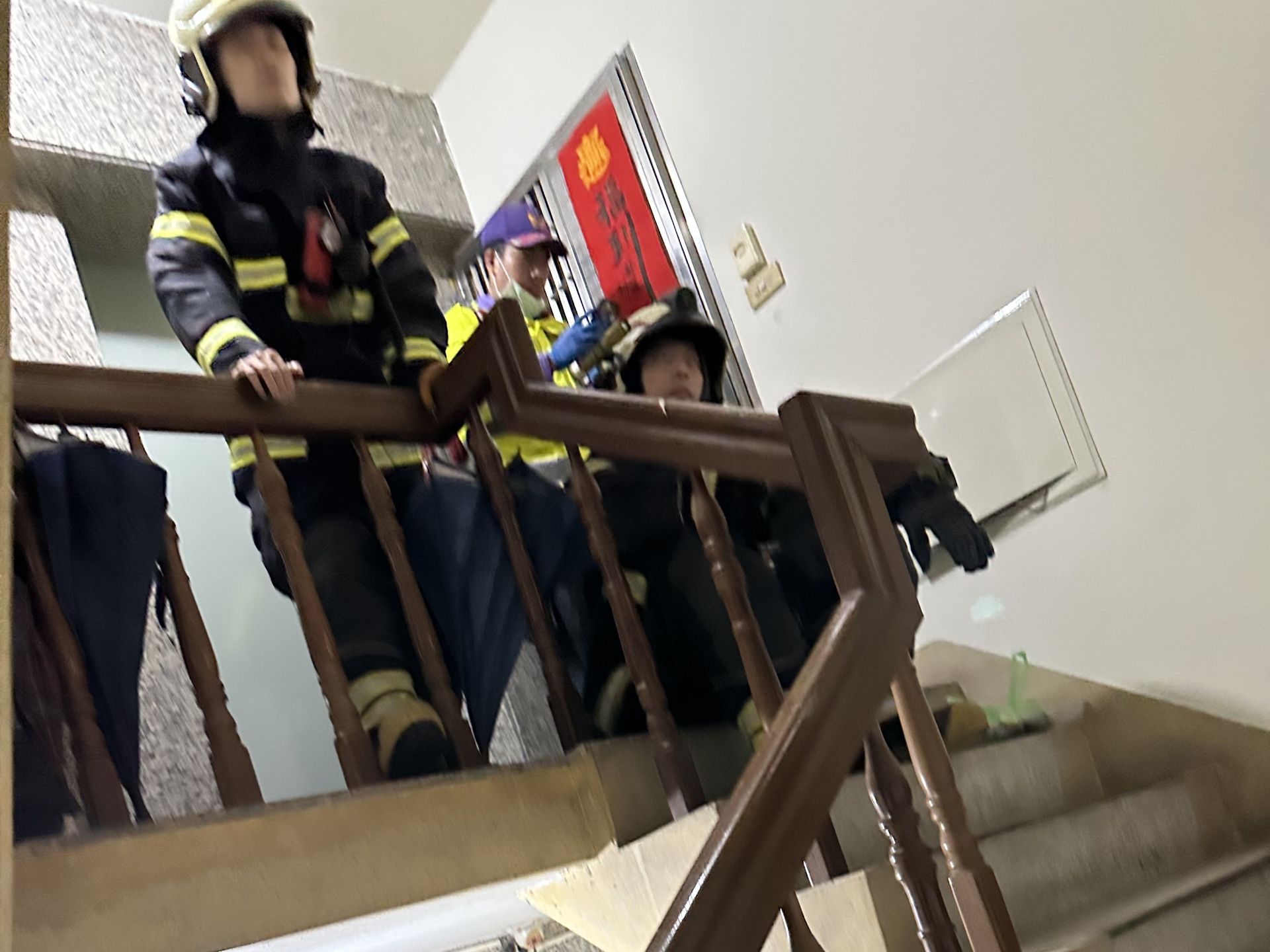 桃園市桃園區縣府路一帶，今（18）日清晨5時許驚傳有民眾吼叫著要開瓦斯洩憤。