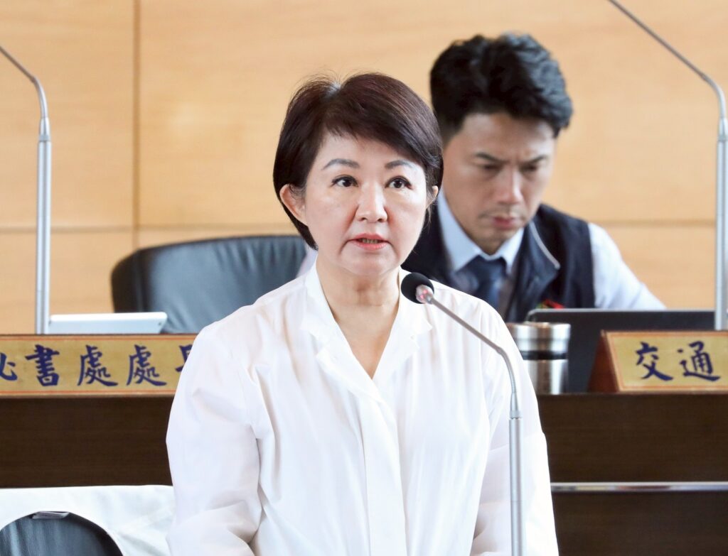 財劃法修正卓榮泰嗆「全面迎戰」 盧秀燕建議:要「迎合」不是「迎戰」 25 %E7%9B%A7%E5%B8%82%E9%95%B7%E7%9B%BC%E4%B8%AD%E5%A4%AE%E8%BF%8E%E5%90%88%E5%9C%B0%E6%96%B9%E9%9C%80%E6%B1%82%E6%94%B9%E5%96%84%E8%B2%A1%E6%94%BF%E7%B5%90%E6%A7%8B