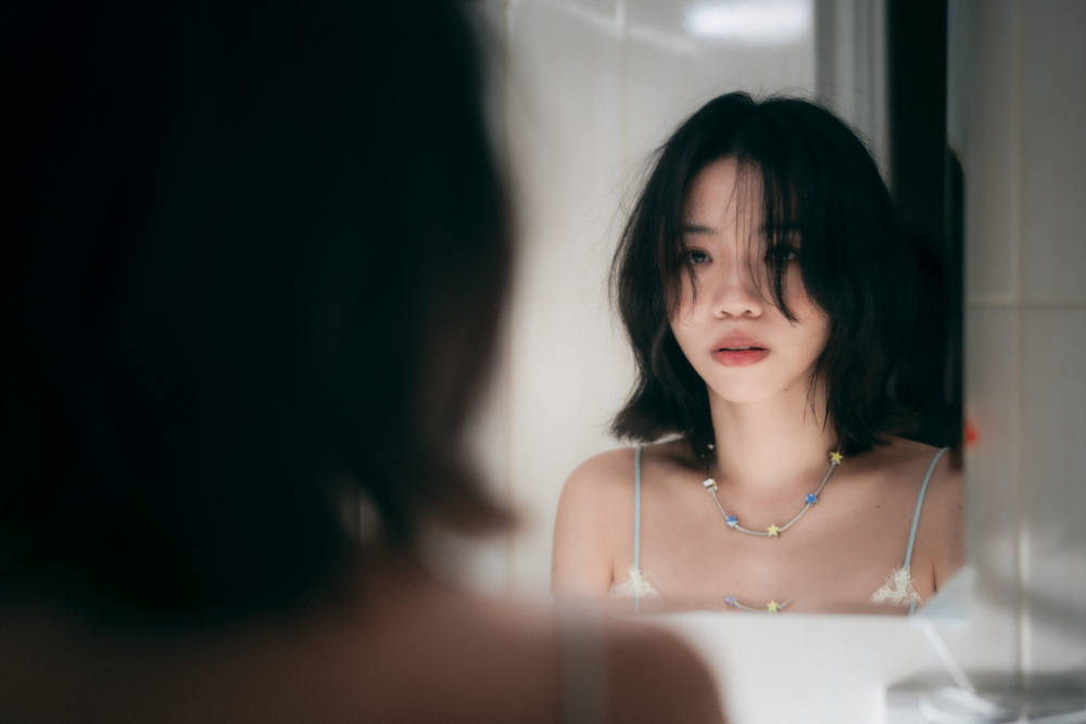 洪佩瑜推出壓軸主打歌〈完整〉MV 　首次與金獎導演黃中平合作美出新高度 239