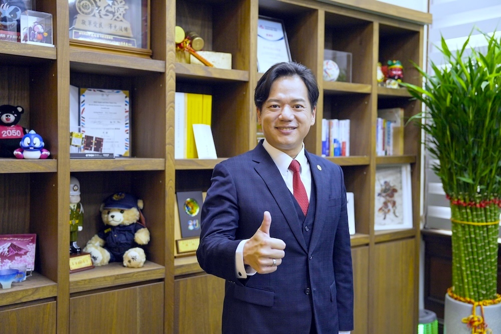 【有影】恪守財政紀律、聚焦幸福政策 邱臣遠分享高虹安市長財政藍圖 237 cnews124251028a11