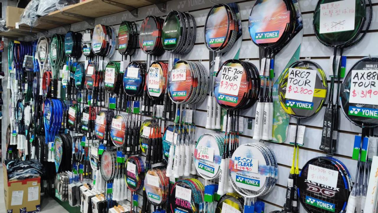 打造專業運動體驗|南部體育用品店提供豐富商品供球友選購(圖/Medick Marketing Ltd.提供)