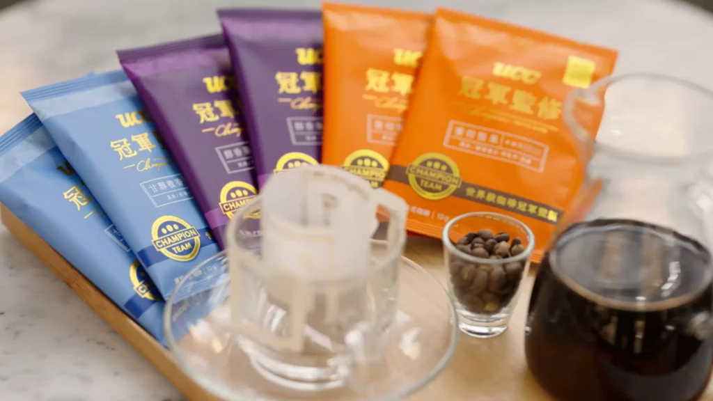 三大明星風味–甘醇橙香、蜜柑堅果、醇香果調–不只經典 更是焦點,今年冬季伴您點亮溫馨的專屬咖啡儀式感