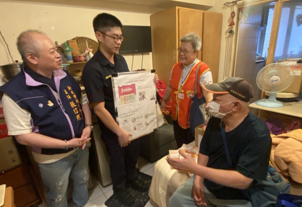 普發現金防詐戰開打 「幸福送到家」社會局結合警力守護長者 217 248251119a01