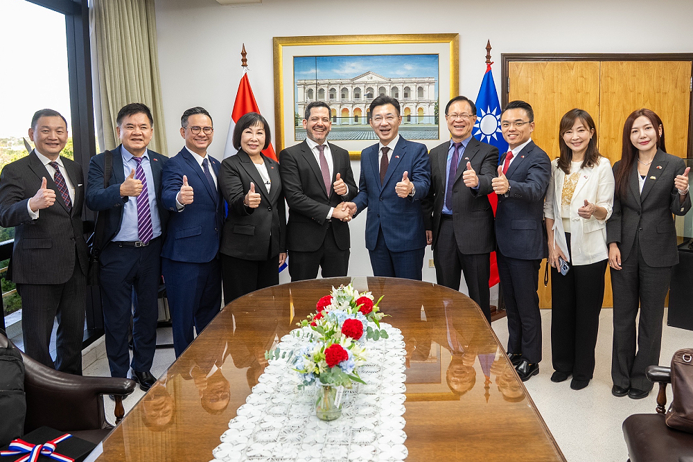 立院跨黨派國會外交赴巴拉圭　江啟臣以牛肉麵妙喻台巴關係 209