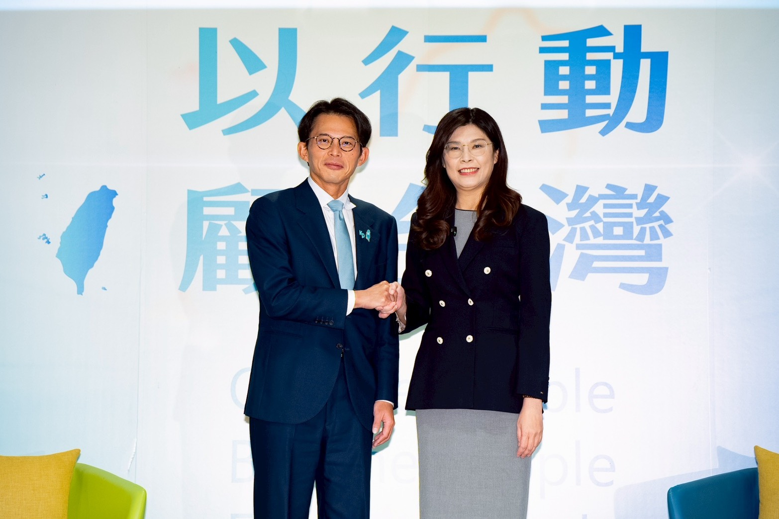 鄭麗文、黃國昌高峰會曝藍白合曙光? 楊植斗:2026互信是2028合作關鍵 206 鄭麗文、黃國昌高峰會曝藍白合曙光? 楊植斗:2026互信是2028合作關鍵 205