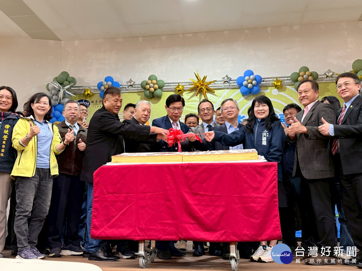 敏實科技大學五週年校慶典禮。