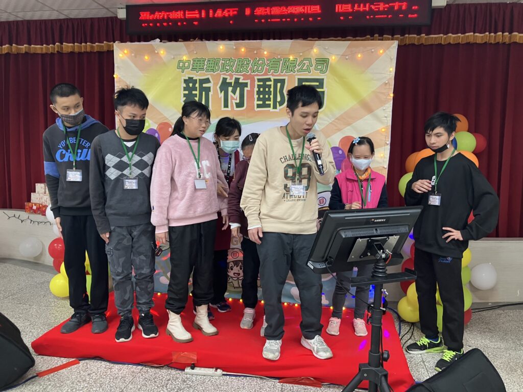 銀齡樂唱 唱出活力!竹郵關懷樂齡身障,強化金融安全觀念 40 114112032