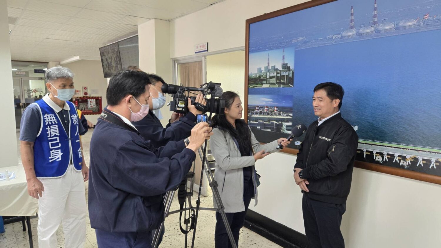 興達發電廠同心園地攜手慈濟 號召員工挽袖參與造血幹細胞建檔