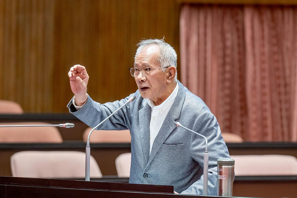 陳超明籲國科會續推動桃竹苗大矽谷 蘇振綱點出問題:夾雜私地、中油土地 248 陳超明籲國科會續推動桃竹苗大矽谷 蘇振綱點出問題:夾雜私地、中油土地 247