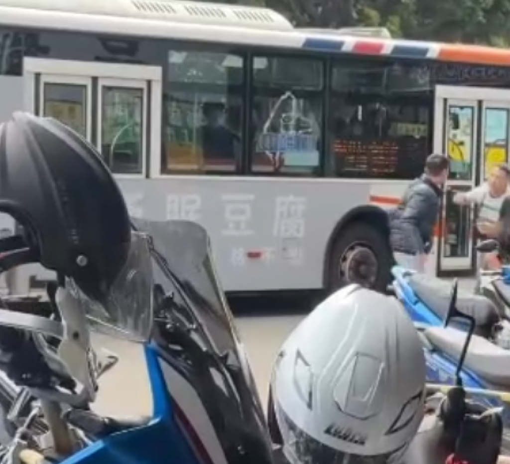 台中兩男債務糾紛當街開打! 警方依法偵辦