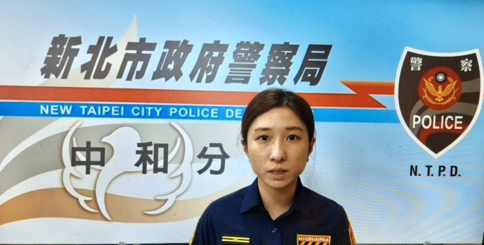 攔查騎乘不穩重機 中和警快篩查獲毒駕通緝犯 41 《圖說》中和分局交通分隊長黃湘凌說明案情。〈中和分局提供〉
